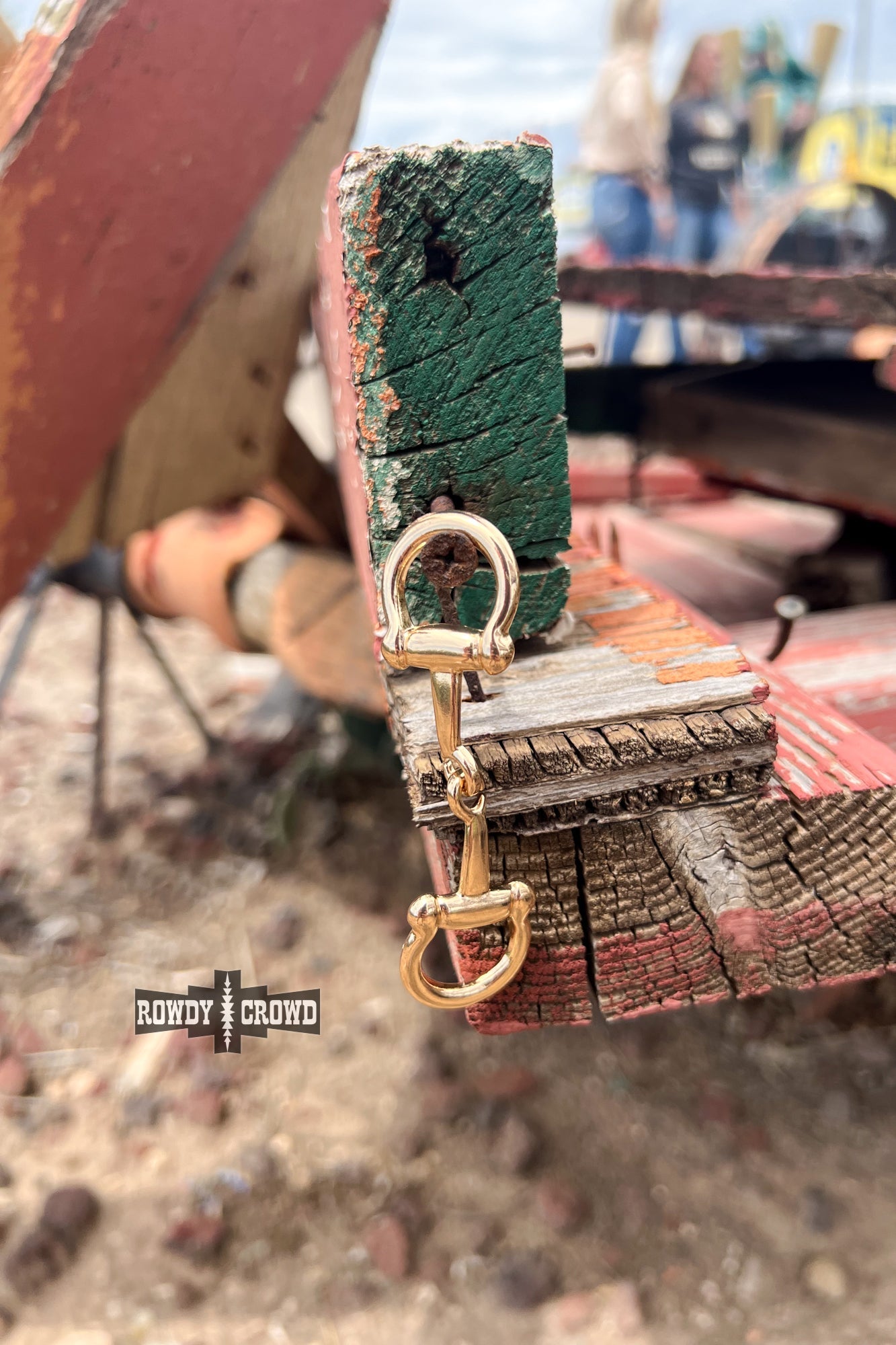 Snazzy Snaffle Scarf Slide - The Caffeine Cowboy
